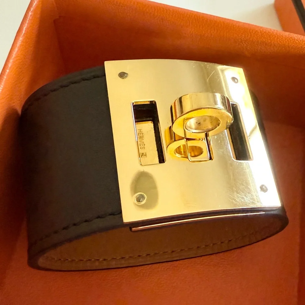 100% Authentic Hermes Kelly Dog Bracelet Black Gold Hardware Box & Dust Bag